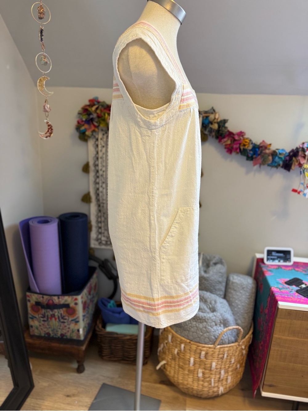 Faherty White Cotton Sundress with Pink & Yellow Trim - Picture 3 of 6